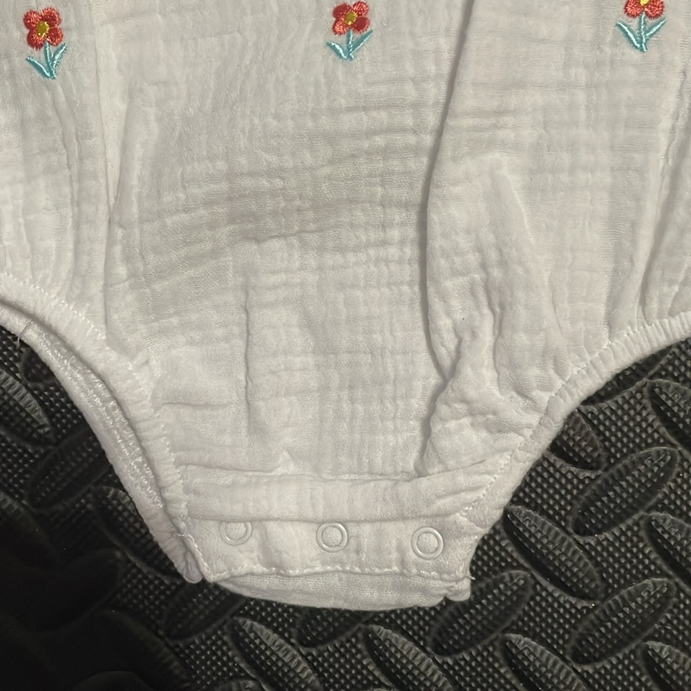 Little Me Romper - Picture 3 of 3